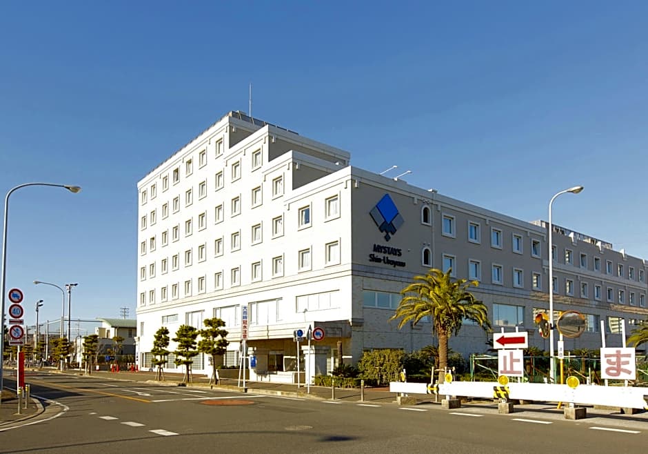 MYSTAYS Shin-Urayasu CC