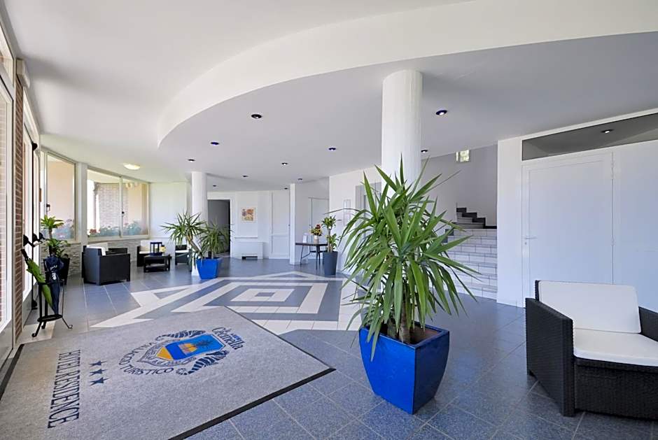 Villaggio Turistico La Cecinella