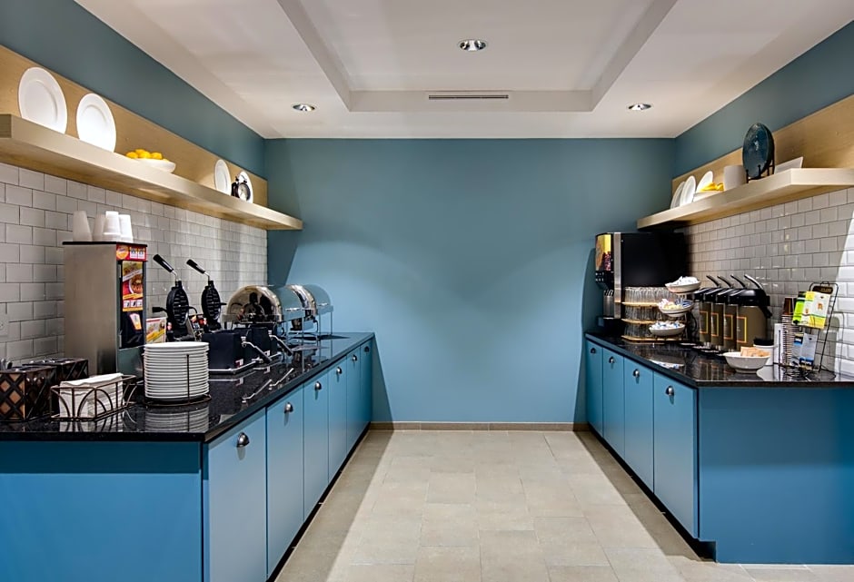 Country Inn & Suites by Radisson, Springfield Southeast