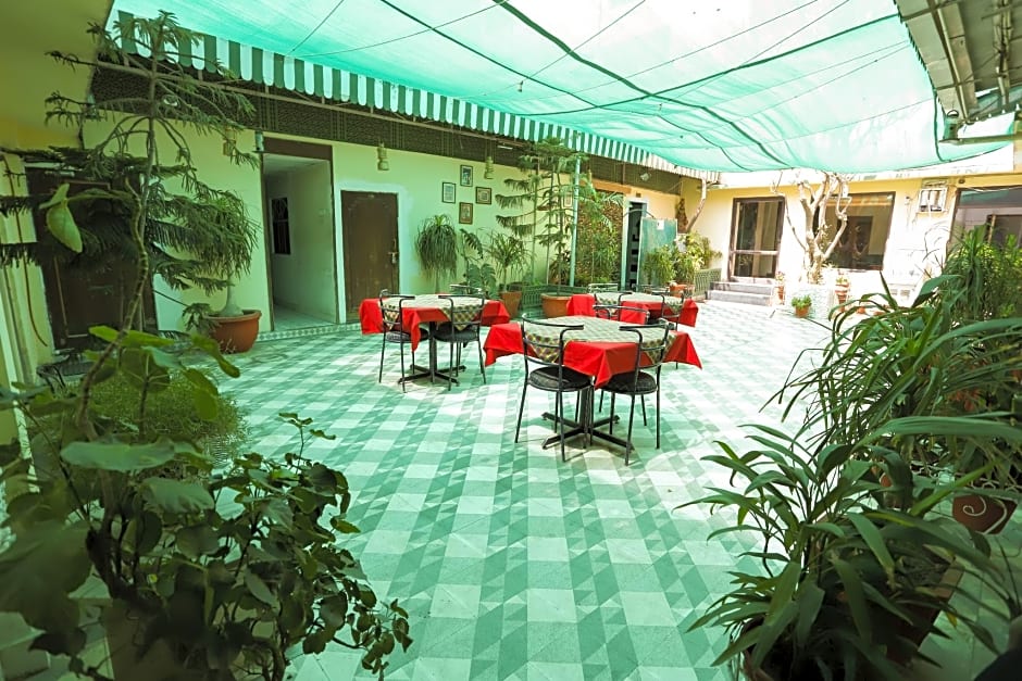 Hotel Jaisingh Palace