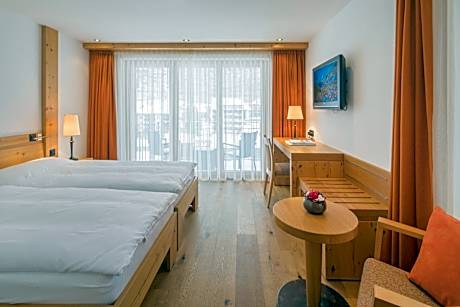 Standard Double Room with Matterhorn View from the Balcony