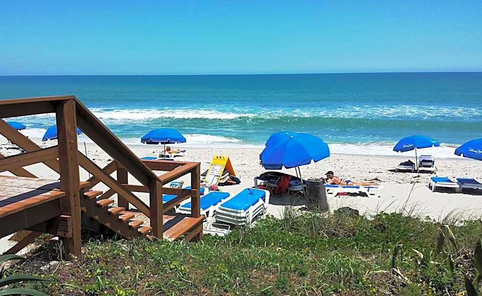 Radisson Suite Hotel Oceanfront