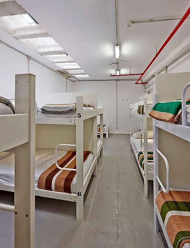 HOLA HOSTAL COLLBLANC