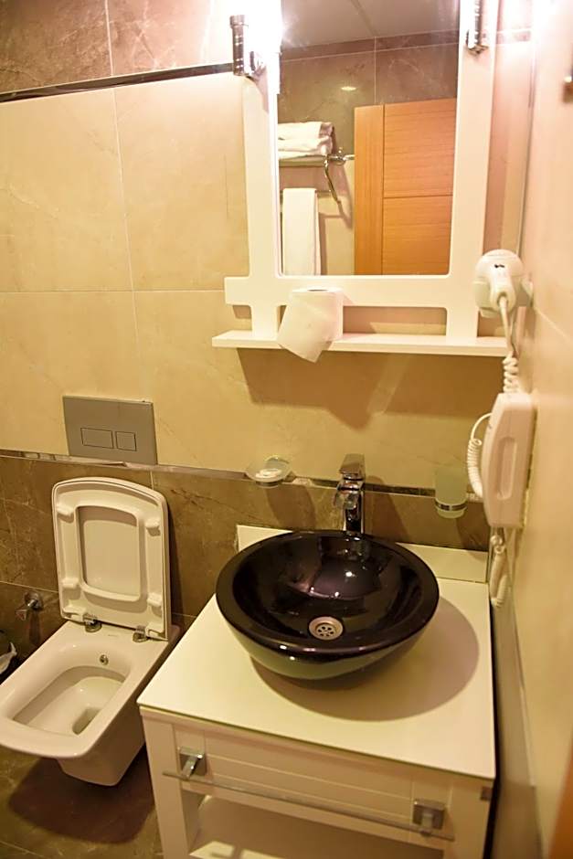 Carpediem Diamond Hotel