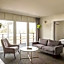 Hollywood Hills Hotel