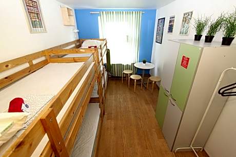 BED AND BIKE Gorohovaya HOSTEL