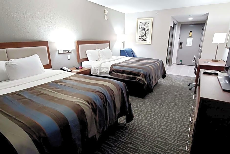 Wingate by Wyndham Tupelo