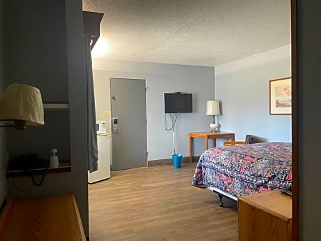 Economy Single Room