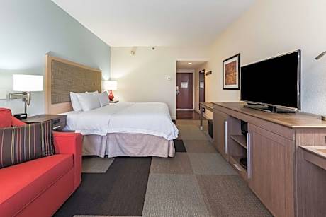 1 King Bed Nonsmoking