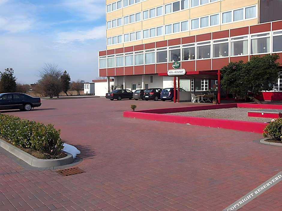 FF&E Hotel Dania