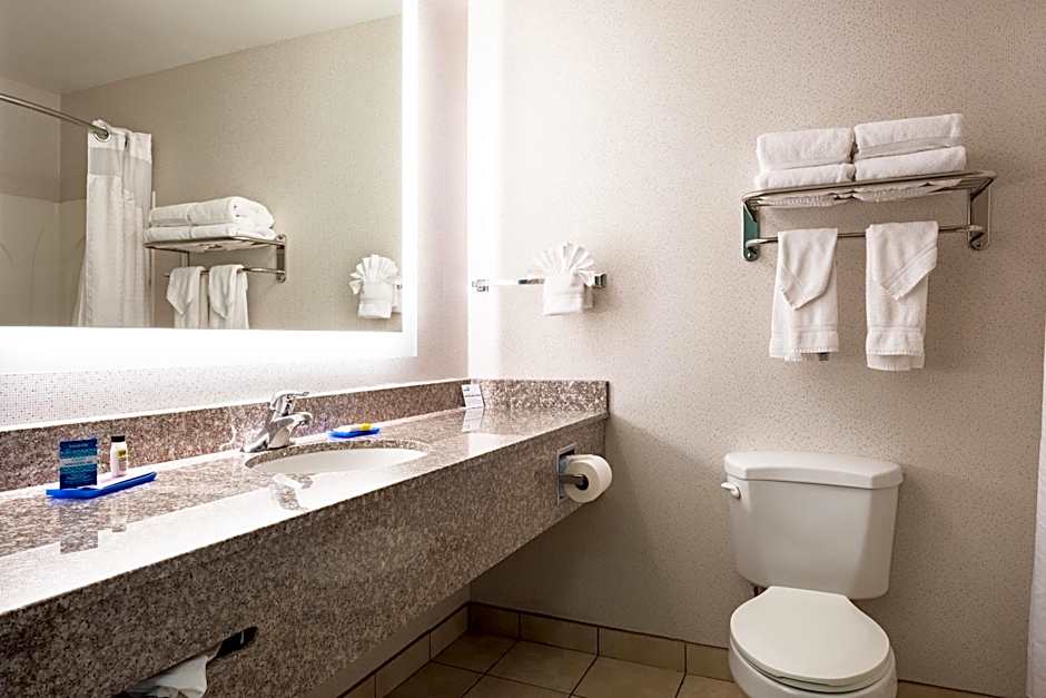 Holiday Inn Express Hotel & Suites Evanston By IHG