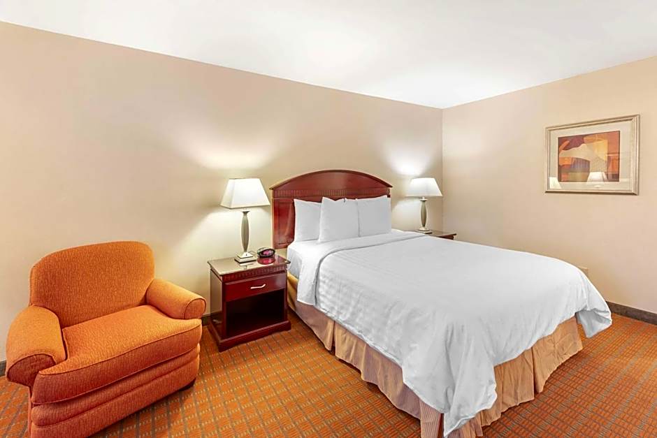 Best Western Plus West Covina Inn