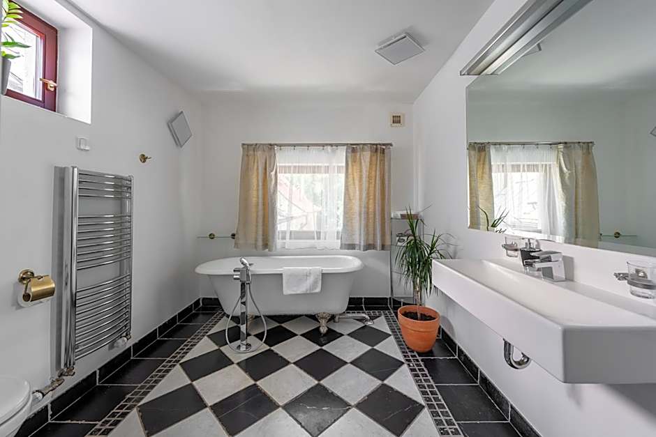 Wellness & SPA boutique Hotel pod lipkami Prague