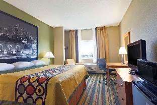 King Room - Second Floor/Non-Smoking