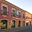 Hotel Casa del Virrey & Suites