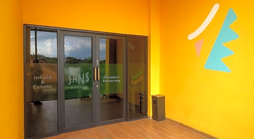 SANS Hotel Premiere Majapahit Semarang