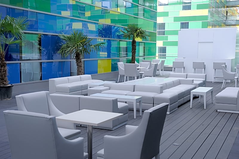 Comfort Hotel Centre Del Mon