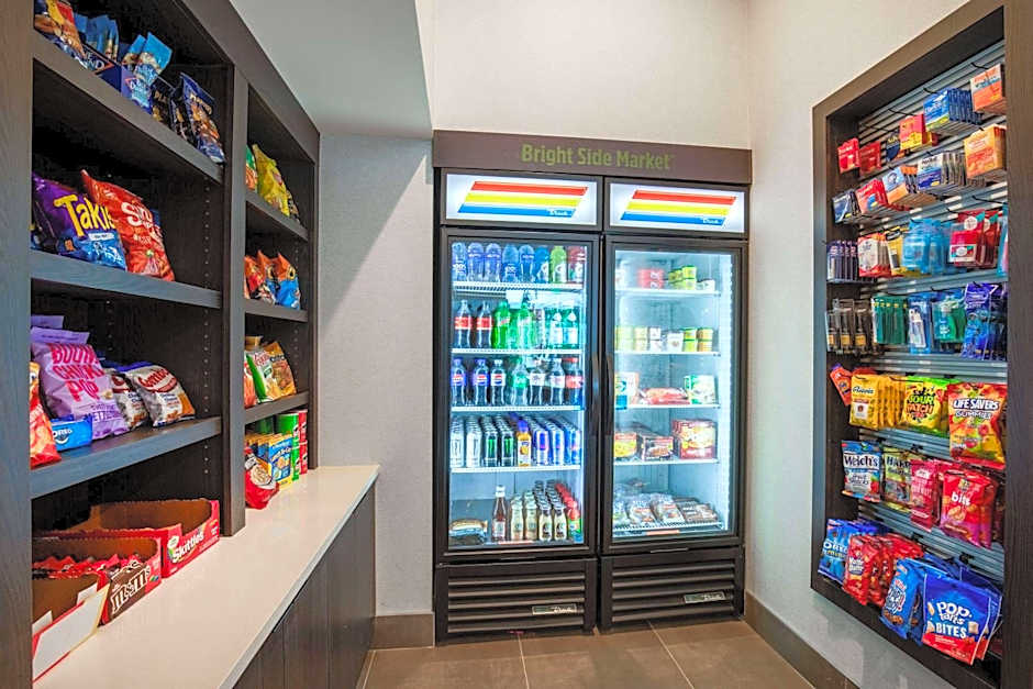 La Quinta Inn & Suites by Wyndham Chattanooga Downtown/South