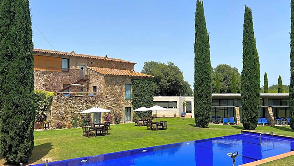 Arcs De Monells - Adults Only