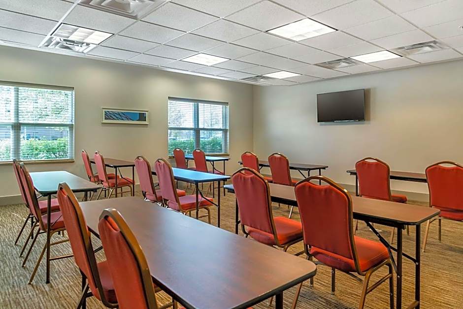 Country Inn & Suites by Radisson, Rossford - Toledo South