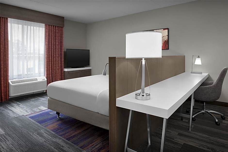Hilton Garden Inn Charlotte Waverly