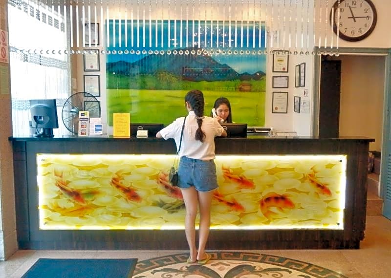 De Galleria Hotel