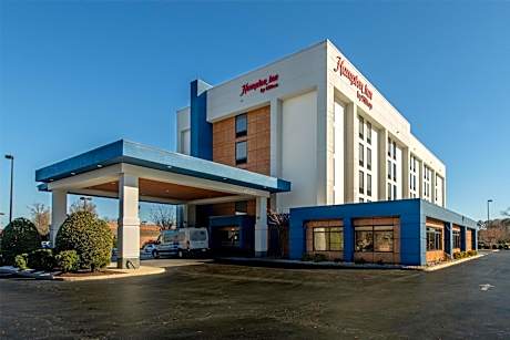 Hampton Inn By Hilton Newport News