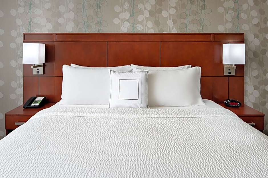 Courtyard by Marriott Raleigh North/Triangle Town Center