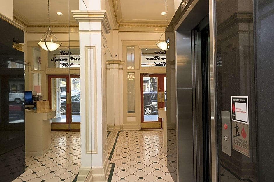 Union Square Plaza Hotel