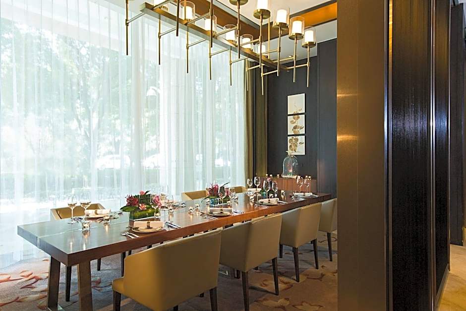 Renaissance by Marriott Suzhou Hotel