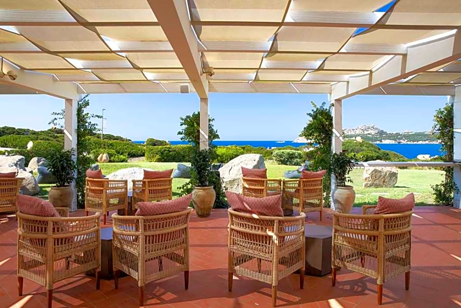 Mangia's Santa Teresa Sardinia, Curio Collection by Hilton