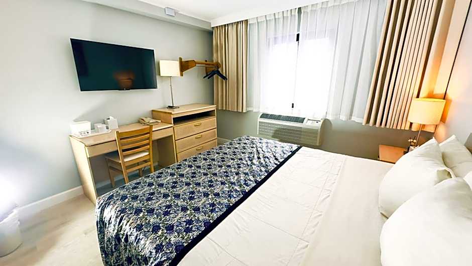 Flushing Central Hotel