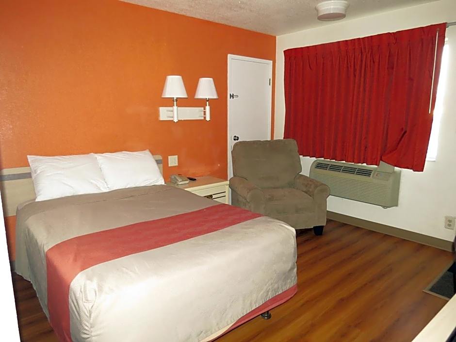 Motel 6-Mitchell, SD