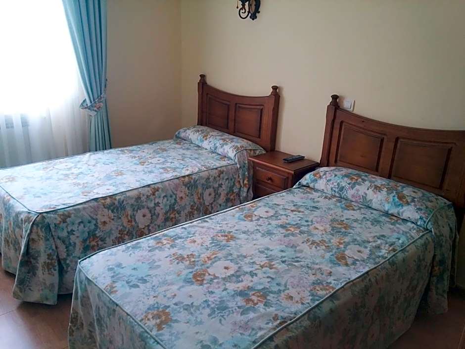 Hotel Rural Puerta de Caderechas