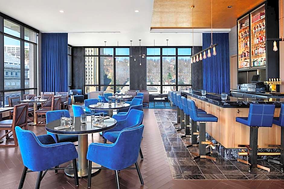 The Oaklander Hotel, Autograph Collection by Marriott