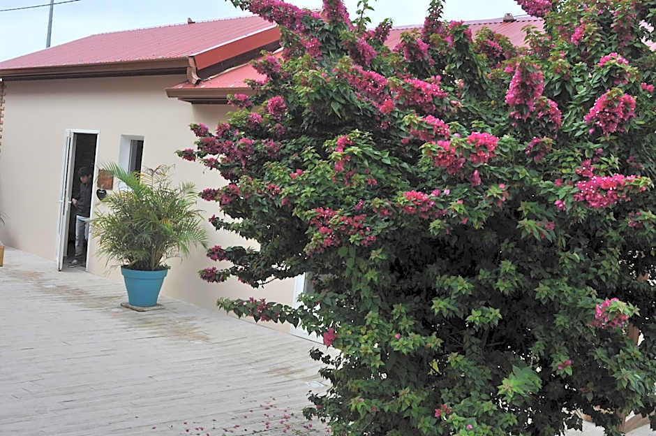 La Croisee des Sentiers