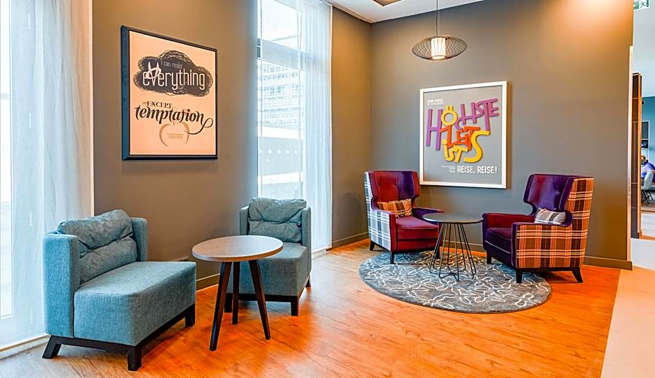 Premier Inn Mannheim City Centre