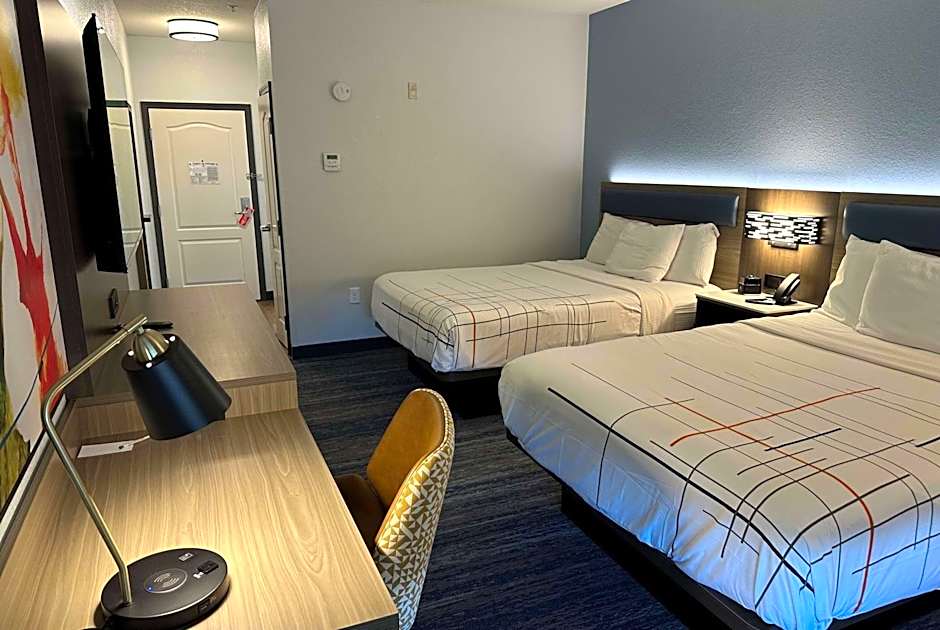 La Quinta Inn & Suites by Wyndham Macon West