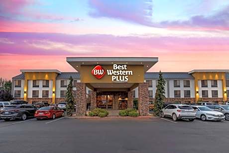 Best Western Plus Olympic Inn