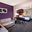 La Quinta Inn & Suites by Wyndham Lubbock North