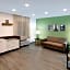WoodSpring Suites Bakersfield