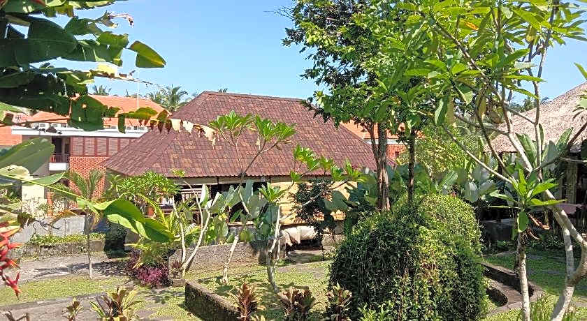 Astawa House