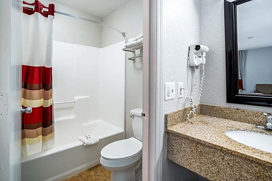 Red Roof Inn Spartanburg - I-26