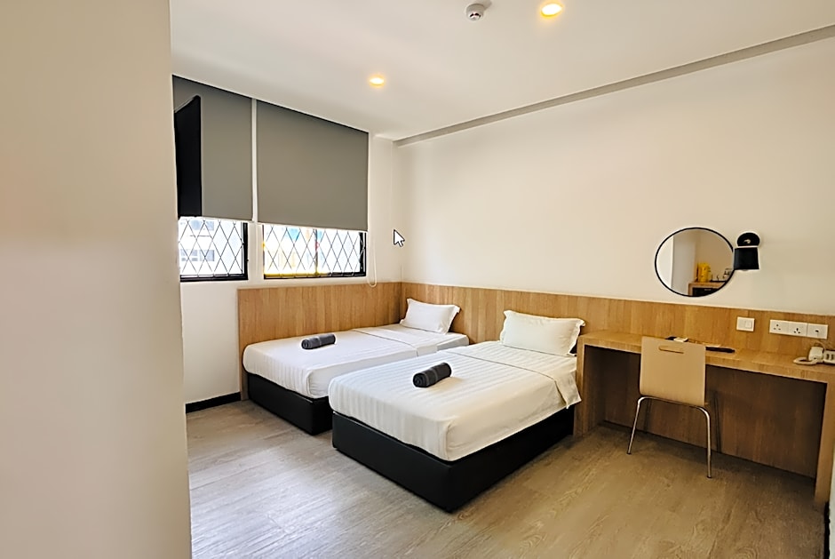 THE DAILY HOTEL