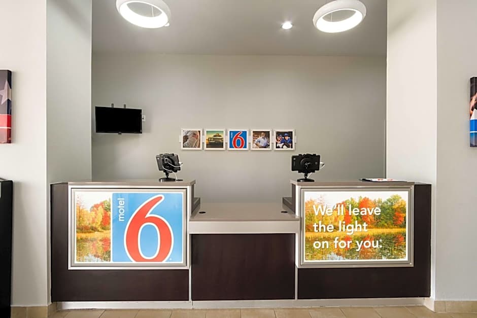 Motel 6-Lexington, KY - Airport