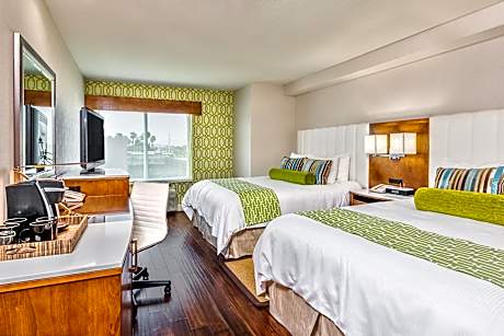 Standard Room with Two Queen Beds