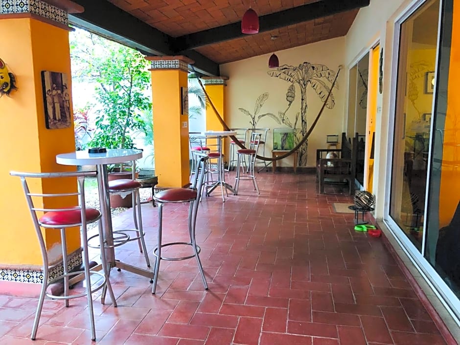 Los Nardos Hostel
