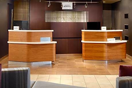 Courtyard by Marriott Greenville Haywood Mall