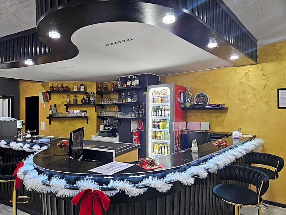 Hotel Annis M&P
