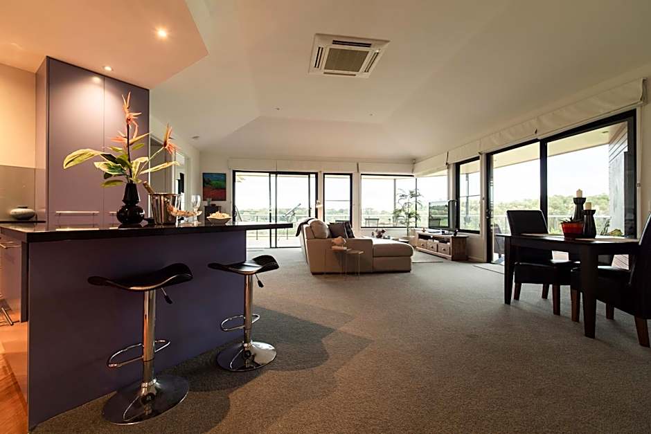 Hilltop Apartments Phillip Island